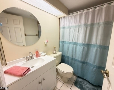 4703 Se 17 Place - Photo Thumbnail 23