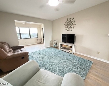 4703 Se 17 Place - Photo Thumbnail 8