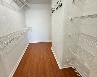 6361 Aragon Way - Photo Thumbnail 27