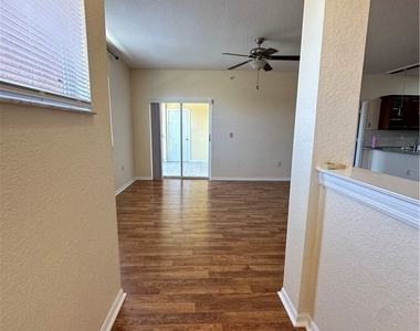 6361 Aragon Way - Photo Thumbnail 6