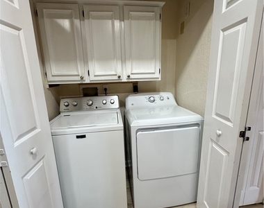 6361 Aragon Way - Photo Thumbnail 16