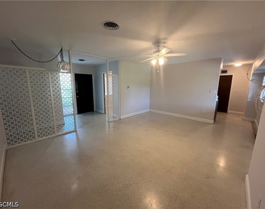 2031 Maravilla Circle - Photo Thumbnail 3