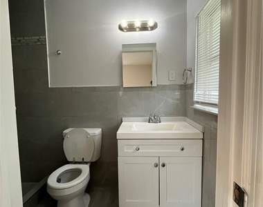2031 Maravilla Circle - Photo Thumbnail 20
