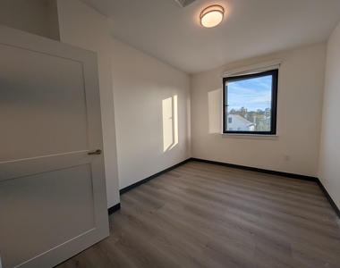 55 North Main - Photo Thumbnail 10