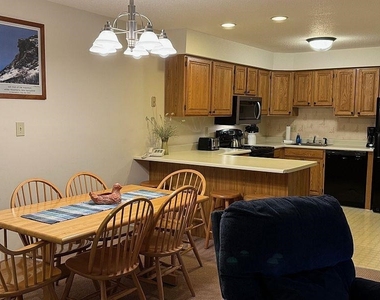 227 Main - Photo Thumbnail 5