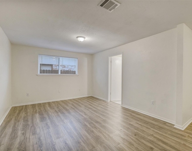 19334 Wood Village Lane - Photo Thumbnail 18