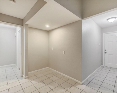 19334 Wood Village Lane - Photo Thumbnail 15