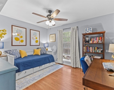 7801 Shoal Creek Blvd - Photo Thumbnail 12