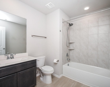 9316 Colonial Bent Court - Photo Thumbnail 19