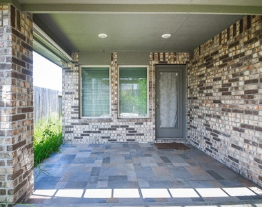 9316 Colonial Bent Court - Photo Thumbnail 21