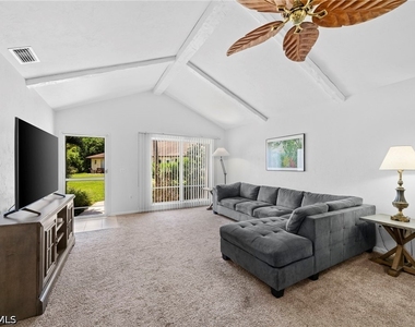 849 Palm View Drive - Photo Thumbnail 2