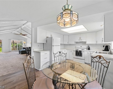 849 Palm View Drive - Photo Thumbnail 7