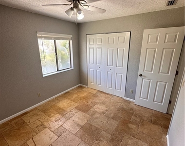 4619 Bayshore Drive - Photo Thumbnail 7