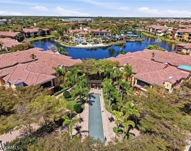 8601 Piazza Del Lago Circle - Photo Thumbnail 19