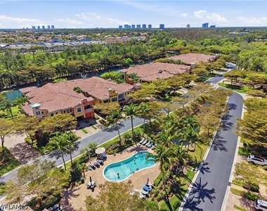 8601 Piazza Del Lago Circle - Photo Thumbnail 22
