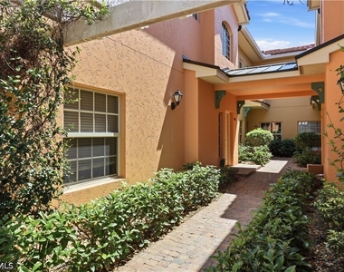 8601 Piazza Del Lago Circle - Photo Thumbnail 1