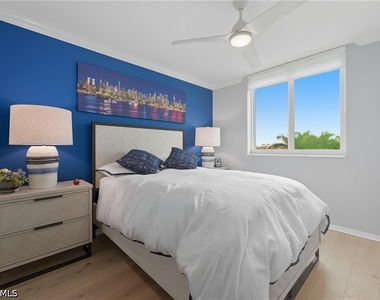 7515 Pelican Bay Boulevard - Photo Thumbnail 19