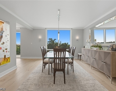 7515 Pelican Bay Boulevard - Photo Thumbnail 13