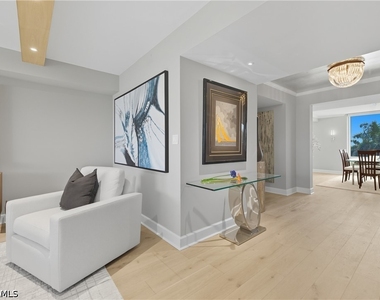 7515 Pelican Bay Boulevard - Photo Thumbnail 6