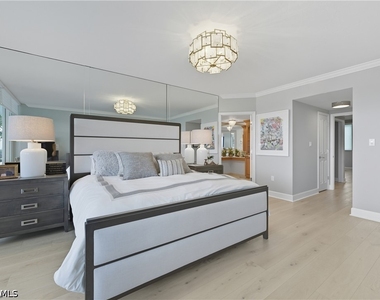 7515 Pelican Bay Boulevard - Photo Thumbnail 26
