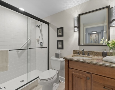 7515 Pelican Bay Boulevard - Photo Thumbnail 22