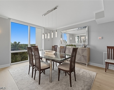 7515 Pelican Bay Boulevard - Photo Thumbnail 12