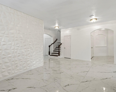 21635 Alta Peak Way - Photo Thumbnail 8