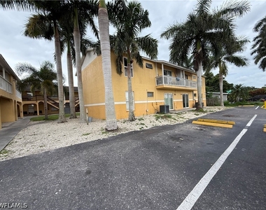 3950 Lora Street - Photo Thumbnail 1