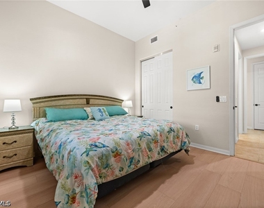 15121 Laguna Drive - Photo Thumbnail 22