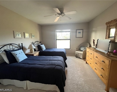 513 Lake Louise Circle - Photo Thumbnail 11