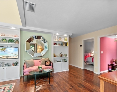 1313 Solana Road W - Photo Thumbnail 7