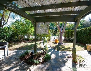 1313 Solana Road W - Photo Thumbnail 2