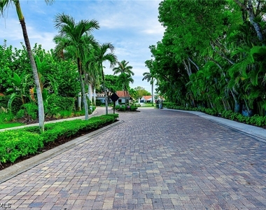 586 Beachwalk Circle - Photo Thumbnail 24