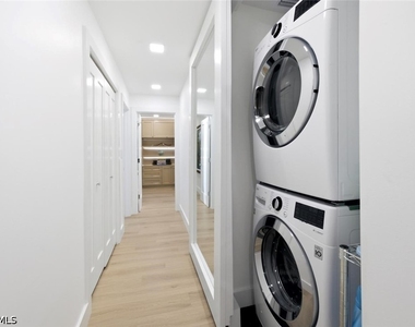 1274 Pine Court - Photo Thumbnail 37