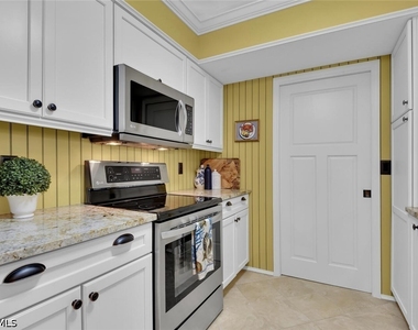 780 Willowbrook Drive - Photo Thumbnail 9