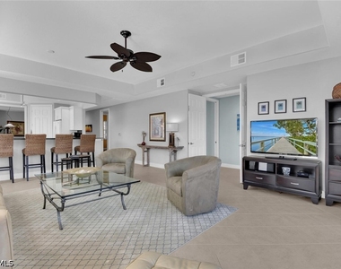 6413 Legacy Circle - Photo Thumbnail 9
