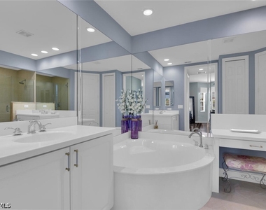 6413 Legacy Circle - Photo Thumbnail 23