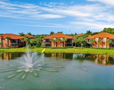 6413 Legacy Circle - Photo Thumbnail 31