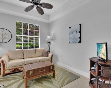 6413 Legacy Circle - Photo Thumbnail 18