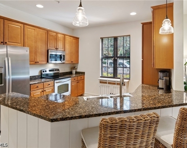9151 Delano Street - Photo Thumbnail 9
