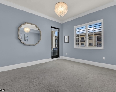 1035 3rd Avenue S - Photo Thumbnail 12