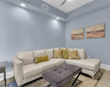 1035 3rd Avenue S - Photo Thumbnail 10