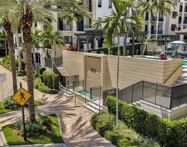1035 3rd Avenue S - Photo Thumbnail 25