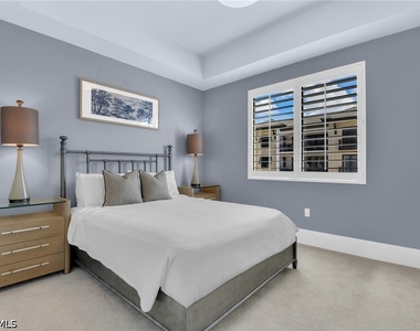 1035 3rd Avenue S - Photo Thumbnail 16