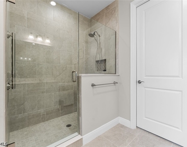 2609 Seychelles Circle - Photo Thumbnail 21