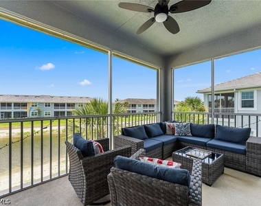 2609 Seychelles Circle - Photo Thumbnail 27