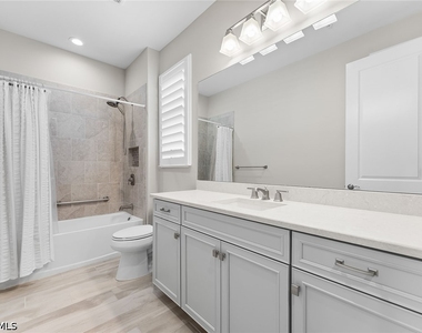 2609 Seychelles Circle - Photo Thumbnail 16