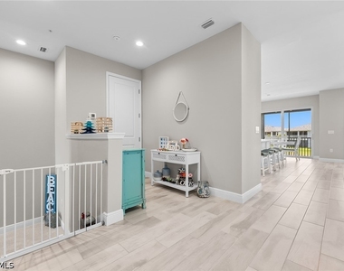 2609 Seychelles Circle - Photo Thumbnail 25