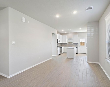 16743 Rover Lane - Photo Thumbnail 11
