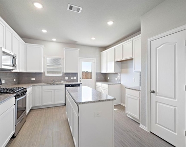 16743 Rover Lane - Photo Thumbnail 13
